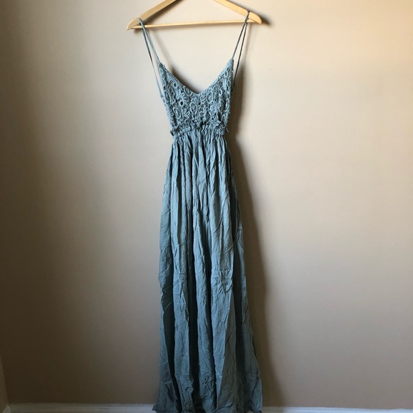 Empire Maxi Dress - Picture 4 of 8